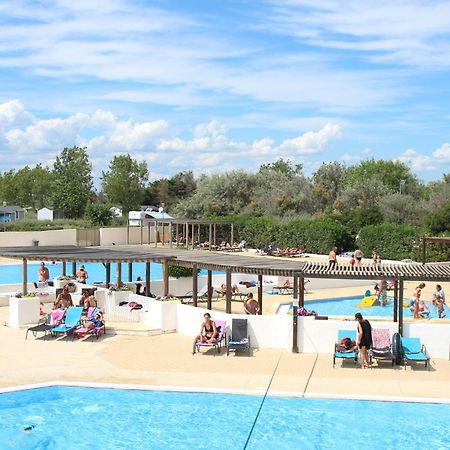 Camping La Brise De Camargue Saintes-Maries-de-la-Mer Exterior photo
